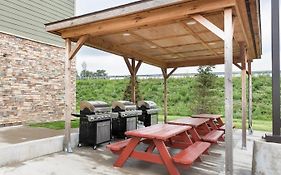 Suburban Studios Triadelphia - Wheeling At The Highlands